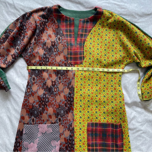 Vintage Patchwork Shift Dress with Pockets - Picture 3 of 4